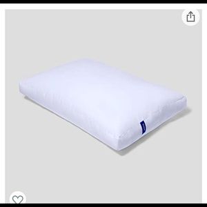 Color White
Brand Casper
Size Standard
Fill Material Polyester
Shape Rectangular